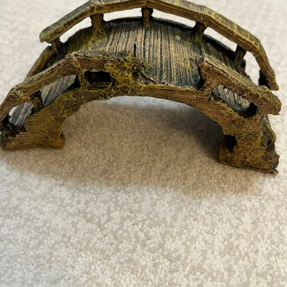 Reptile and aquarium items